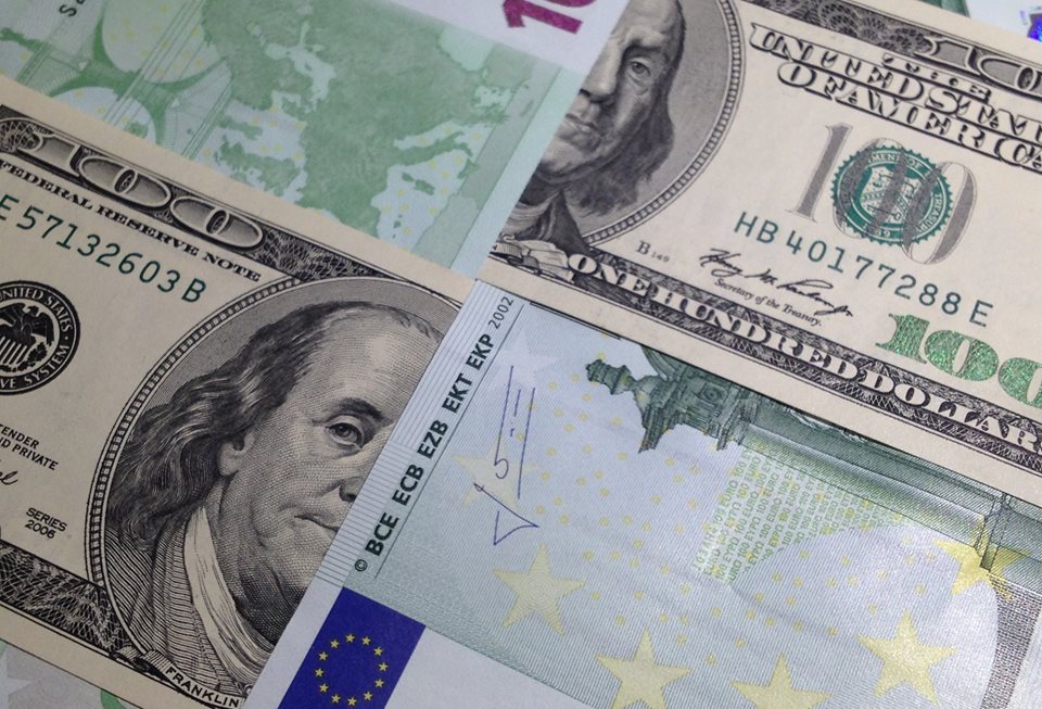 какой прогноз курса евро доллар на 2015 год, швейцарские банки, евро Греция, курс евро к доллару, доллар евро прогноз, почему растет доллар и евро, www.business-swiss.ch