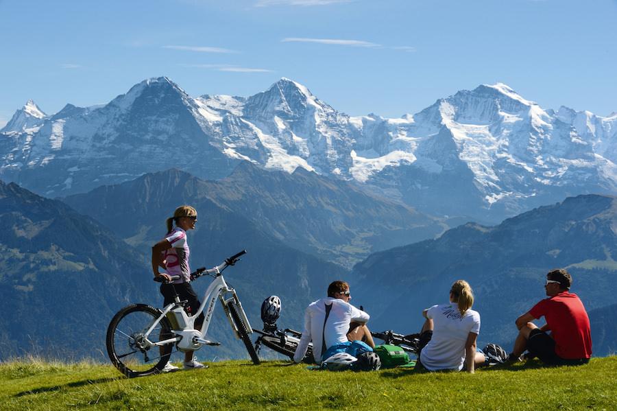 на велосипеде в Альпах