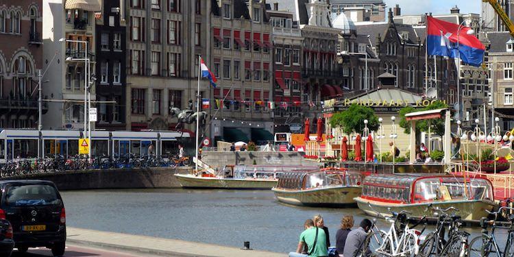 Амстердам ограничит туризм