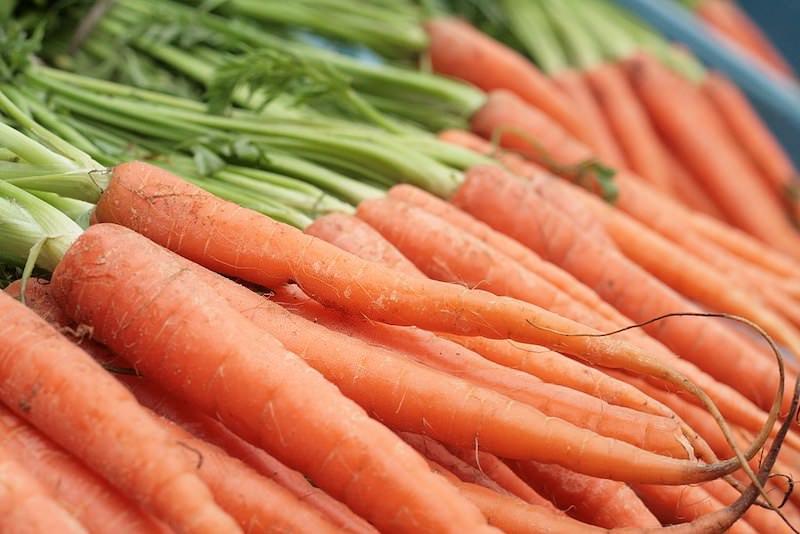 Rüeblimärt морковная ярмарка в Арау